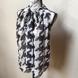 Sweet Pea Sheer Herringbone Bow Neck Top Sz Small